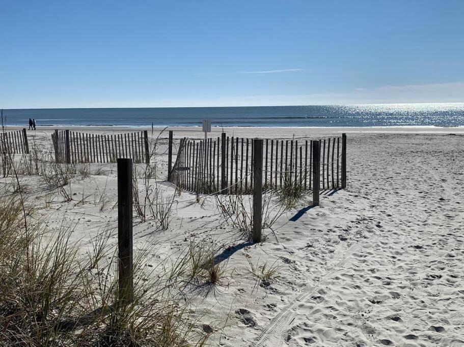 Beachin It!-Oceanview Updated 2024, King Bed Bikes ฮิลตันเฮดไอส์แลนด์ ภายนอก รูปภาพ